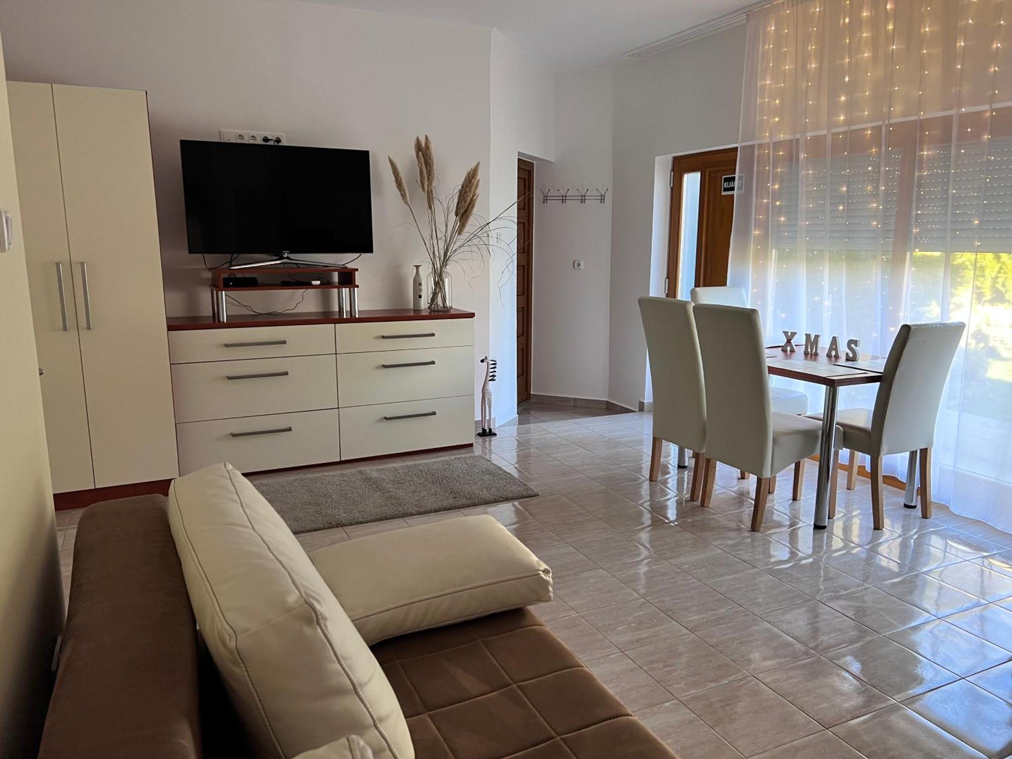 Villa Relax Apartman Gárdony Εξωτερικό φωτογραφία